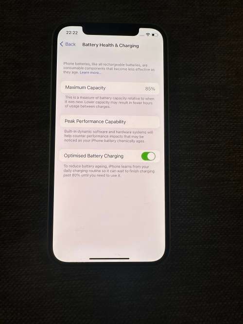I PHONE 12  64 GB 85% BATTERY HEALTH