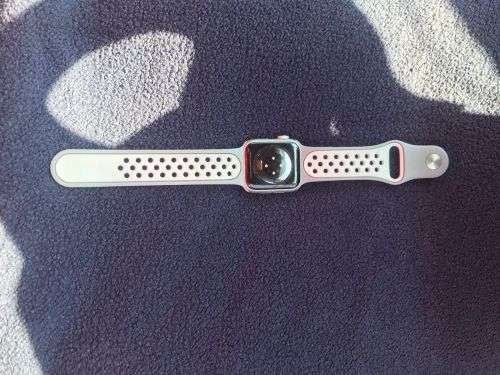Apple Watch Nike Series 6 GPS Only (40mm)