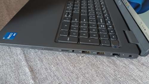 Dell Latitude 3250, 11th Gen Intel i5-1135G7@2.4GHz, 16GB RAM, 256GB NVMe SSD, 15`  FHD Display