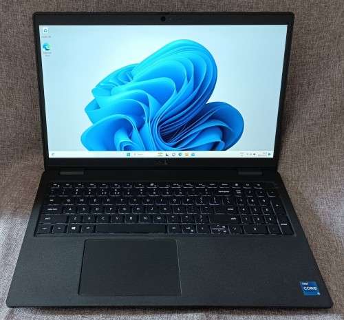 Dell Latitude 3250, 11th Gen Intel i5-1135G7@2.4GHz, 16GB RAM, 256GB NVMe SSD, 15`  FHD Display