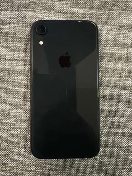 i PHONE XR 64GB MINT CONDITION  85% BATT HEALTH