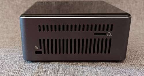 Intel NUC 7i7BNH, Intel i7-7567U@3.5GHz, 8GB RAM, 128GB Intel SSD
