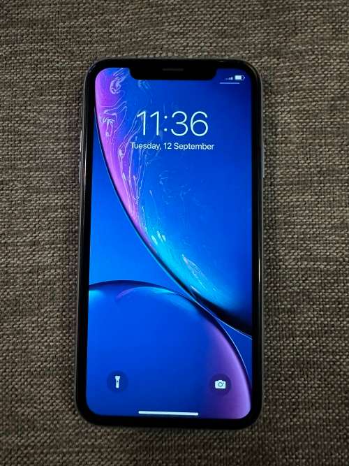 i PHONE XR 64GB MINT CONDITION AS NEW 86% BATT HEALTH