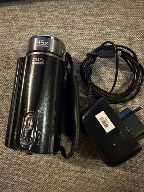 Samsung HMX-H400 Video Camera Mint Condition
