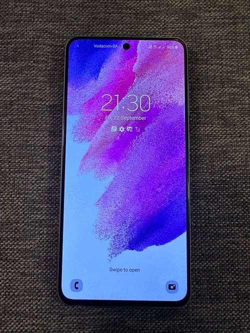 SAMSUNG S21 FE DUAL SIM  5G 6GB RAM 128GB MEMORY