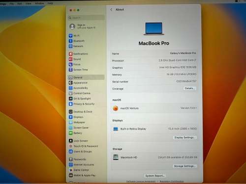MacBook Pro `Core i7` 16GB Ram 256gb ssd 15` Touch bar /Mid-2017 Low Cycle count.