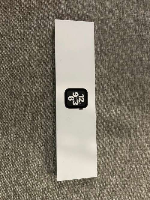 APPLE WATCH SE 2ND GEN MODEL A2356  44MM GPS AND LTE