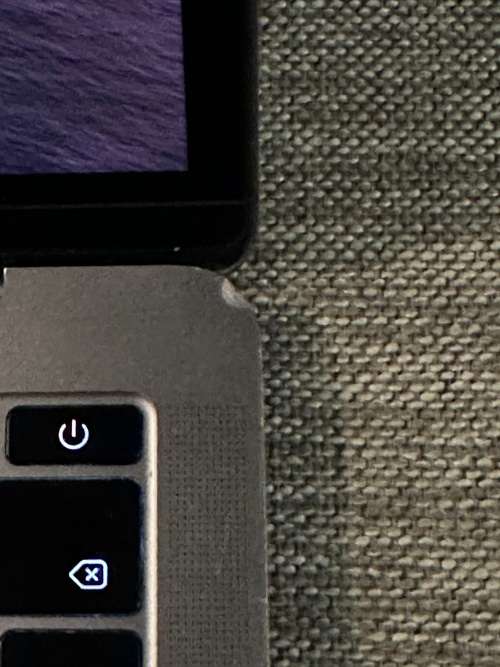 MACBOOK PRO 13 INCH 2017  CORE I5