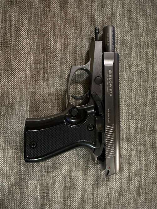 BLOW P29 BLANK GUN SOUNDS LIKE A REAL GUN