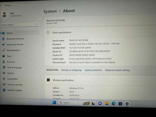 Dell Latitude 7490 8th Gen i5-8250U 16GB RAM, 256GB NVMe SSD, 14` FHD Display, LTE