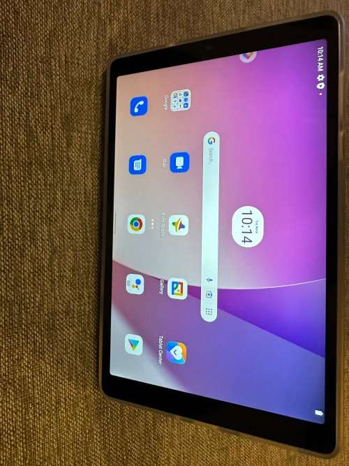 LENOVO TAB M8 4THNGEN  WIFI + LTE +CLEAR CASE MINT CONDITIOIN