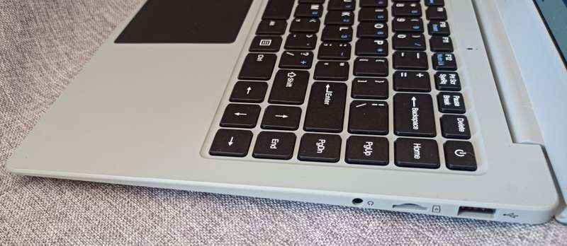 Mecer Wizard 4 CA14D03, Intel Celeron N4020@1.1GHz, 4GB RAM, 128GBeMMC SSD, 14` HD Display, Win11
