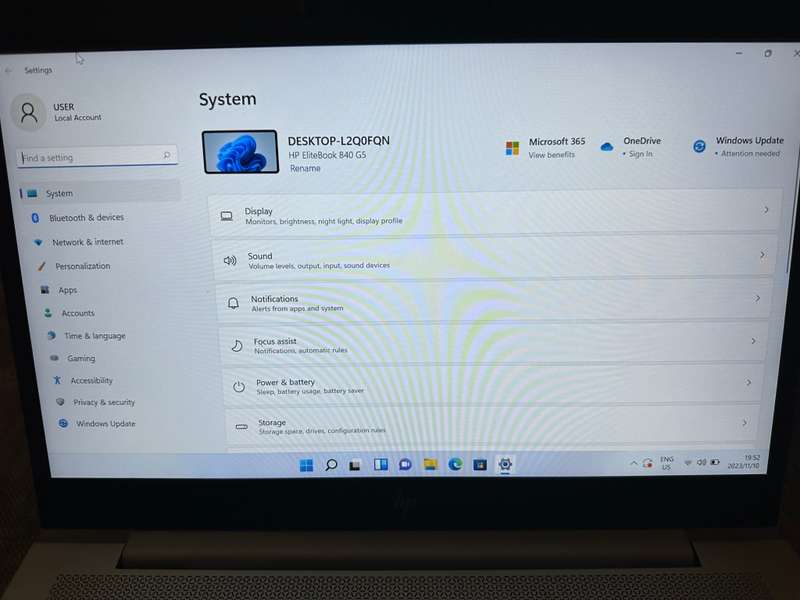 HP EliteBook 840 G5  8th Gen i7-8550U@1.9GHz, 8GB RAM, 256GB SSD,UHD GRAPHICS 620 FHD Display LTE