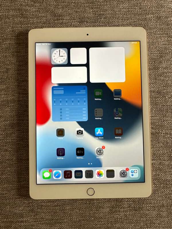 IPAD AIR 2 WIFI AND 4G 64GB MODEL A1567