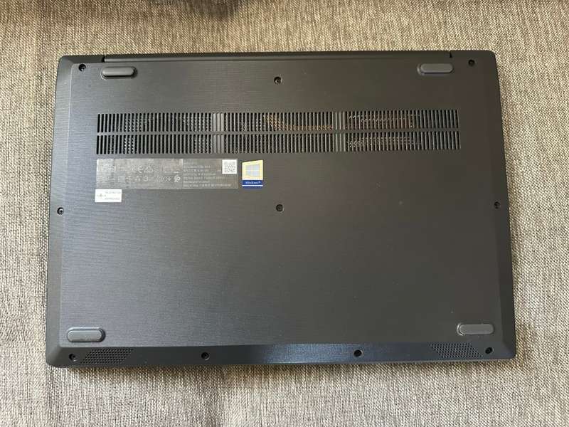LENOVO V15-IIL CORE I5 10TH GEN 20GB RAM 512GBSSD FHD DISPLAY