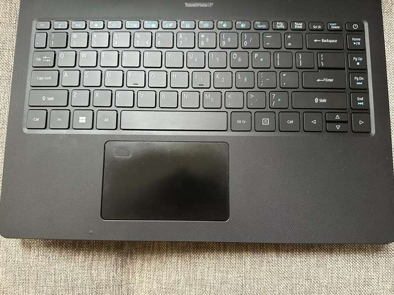 Acer TravelMate P214-52, 10th Gen i7-10510U@1.8GHz, 16GB RAM, 256GB NVMe SSD, 14` FHD Display, LTE