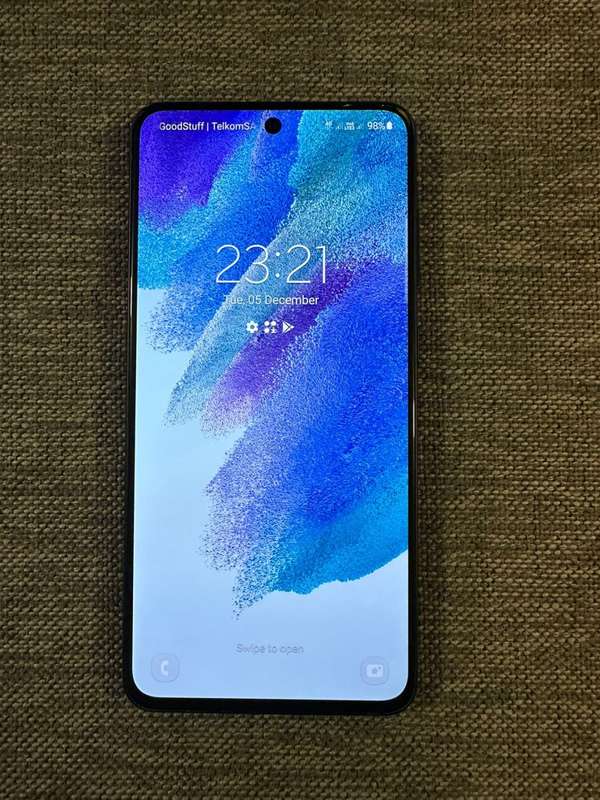 SAMSUNG S21 FE 5G DUAL SIM 6GB RAM 128GB