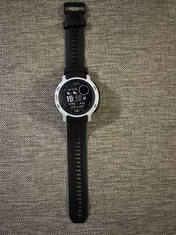 GARMIN INSTINCT 2 SOLAR SURF RUGGED GPS WATCH NEW