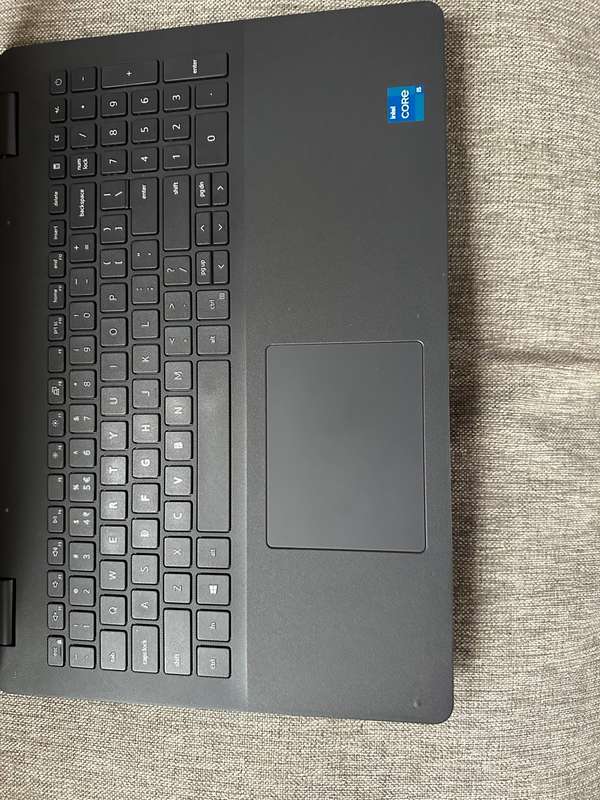 Dell Vostro 3500, 11th Gen i5-1135G7@2.4GHz, 16GB RAM, 256GB NVMe SSD, 15` FHD Display Dell Warranty