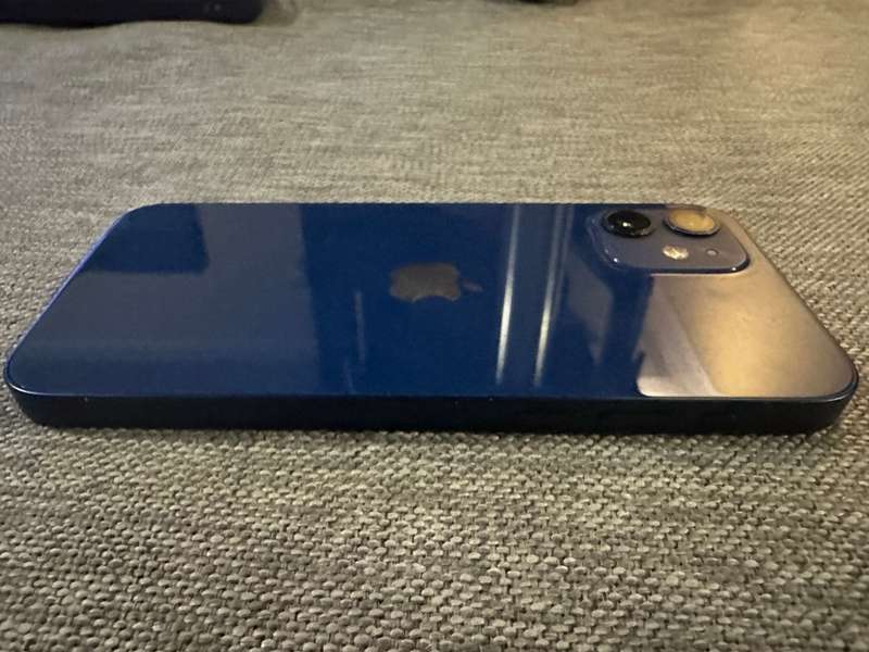 I PHONE 12 BLUE 256GB 79% BATTERY HEALTH