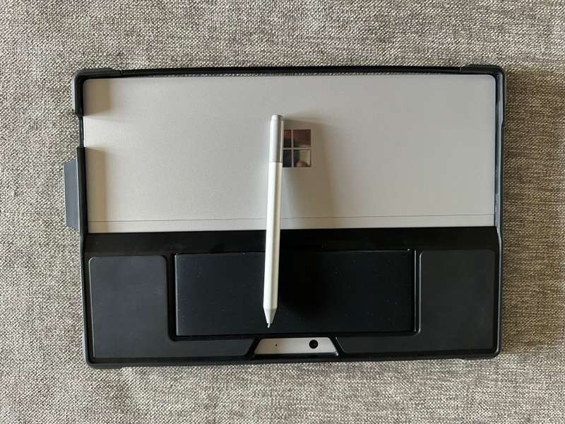 MICROSOFT SURFACE PRO 7 CORE I5 10TH GEN 8GB RAM 256GB SSD INTEL IRIS PLUS GRAPHICS MINT AS NEW