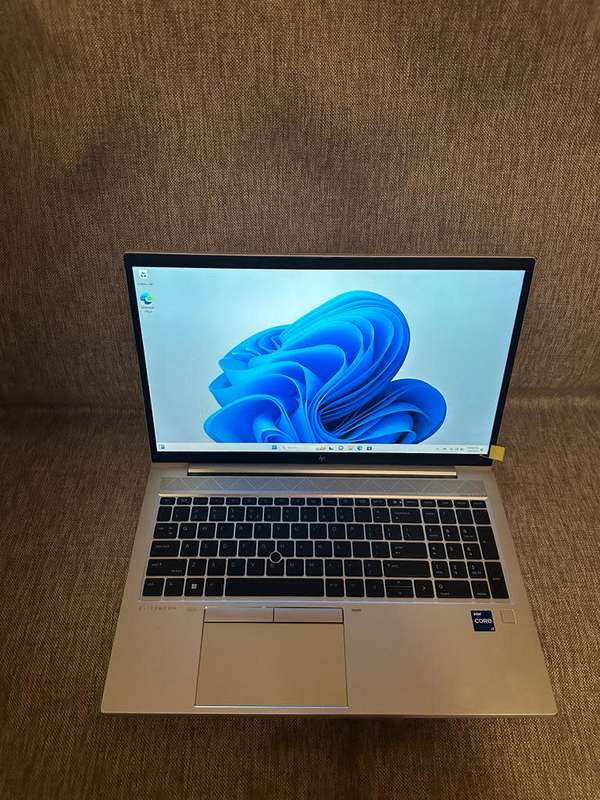 HP EliteBook 850 G8 Notebook PC IDS Base Model Core 17 11th gen LTE FHD Dispaly Hp Warranty