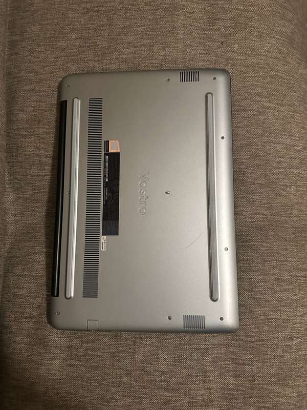 Dell Vostro 5581 8th Gen Intel Core i5-8265U, 16GB RAM, 256GBSSD,, 15.6` FHD