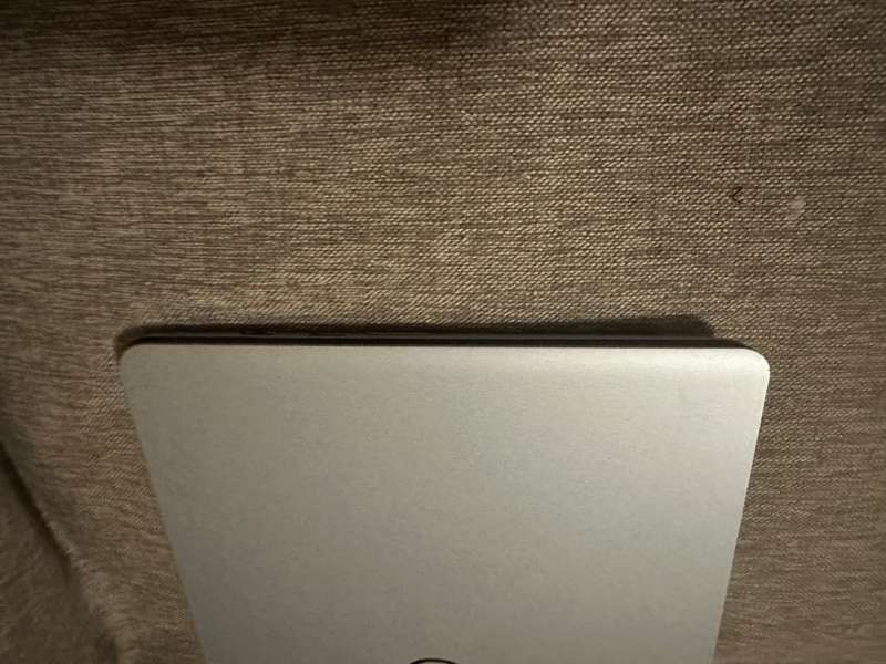 Dell Vostro 5581 8th Gen Intel Core i5-8265U, 16GB RAM, 256GBSSD,, 15.6` FHD