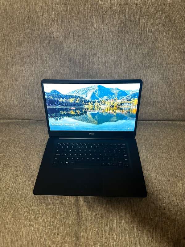 Dell Vostro 5581 8th Gen Intel Core i5-8265U, 16GB RAM, 256GBSSD,, 15.6` FHD
