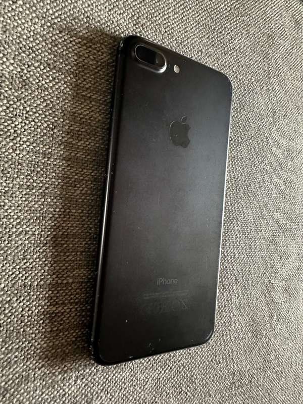 I PHONE 7 PLUS 128GB