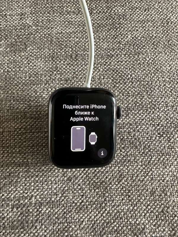 APPLE WATCH SE  MODEL A2352  44MM GPS