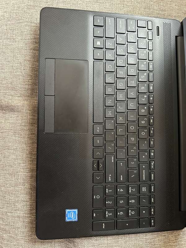 **BARGAIN BUY**  HP 15 N4020, 4GB RAM, BLAZING 256GB SSD -WORTH R7k - GRAB IT@ JUST R3299!