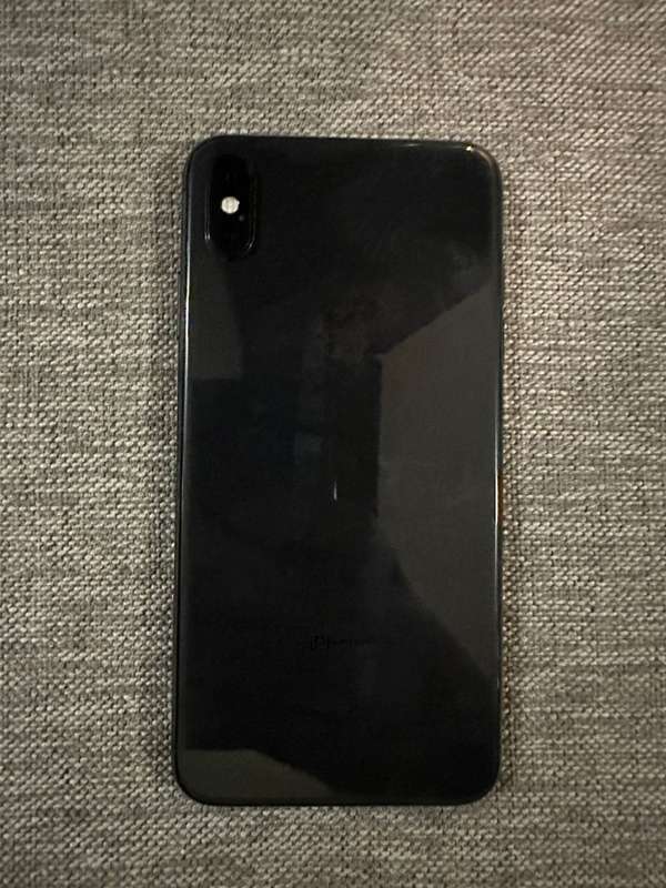 I PHONE XS MAX 64GB 77% BATT HEALTH