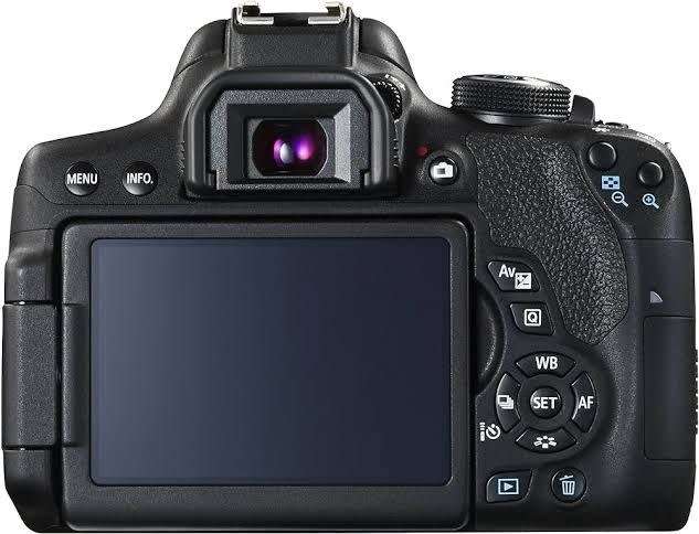 Canon EOS 750D Dslr Camera, 24.2Mpx, 75-300mm lens Mint Condition