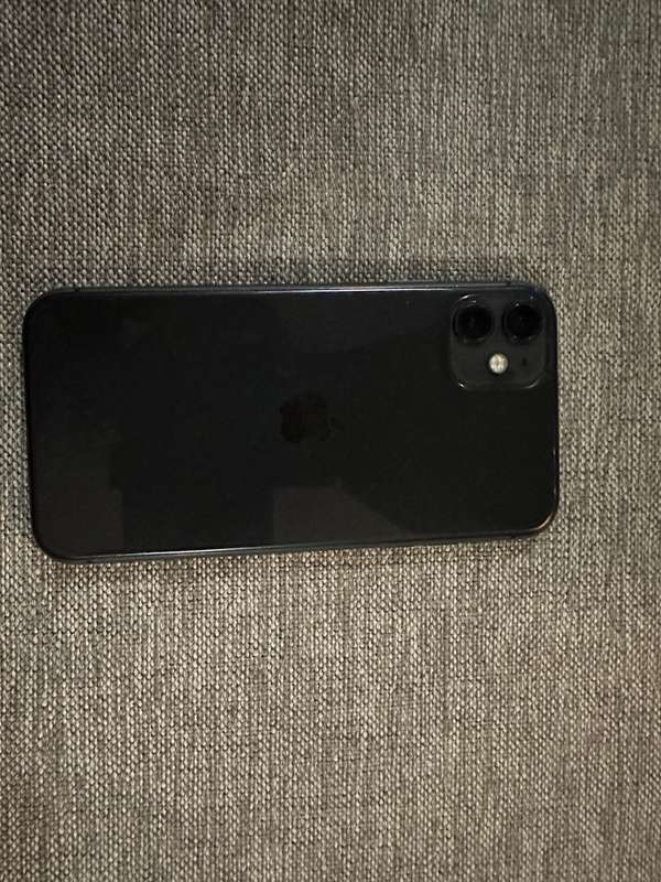 I PHONE 11 64GB 96% BATT HEALTH