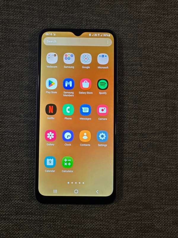 SAMSUNG A04E DUAL SIM 3GB RAM 32GB MEMORY