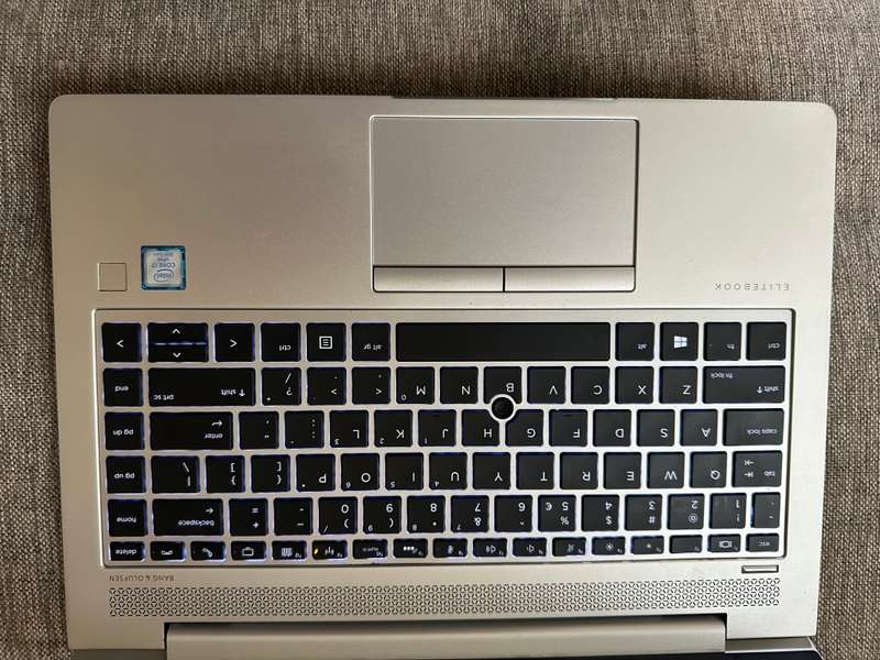HP EliteBook 840 G5  8th Gen i7-8550U@1.9GHz, 8GB RAM, 256GB SSD,UHD GRAPHICS 620 FHD Display LTE
