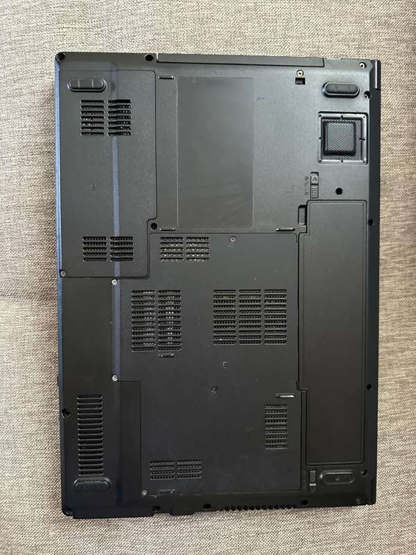 LENOVO Y510 INTEL CORE  [TM] 2 DUO CPU T7500 @ 2.20GHZ 500GB NVIDIA GEFORCE 8400M GS PLEASE READ