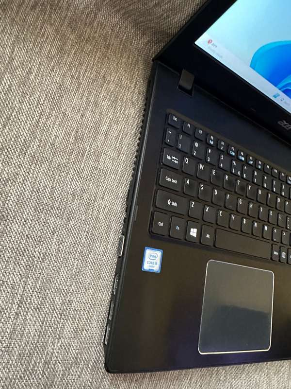 Acer TravelMate P259-M, 6th Gen Intel i5-6200U@2.3GHz, 8GB RAM, 256GBSSDHDD, 15.6`