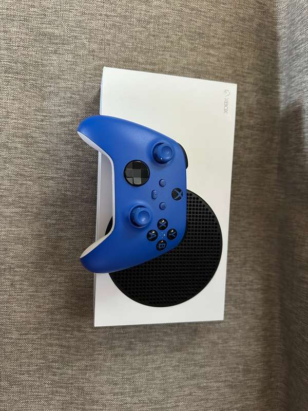 X BOX ONE SERIES S DIGITAL  512GB SSD