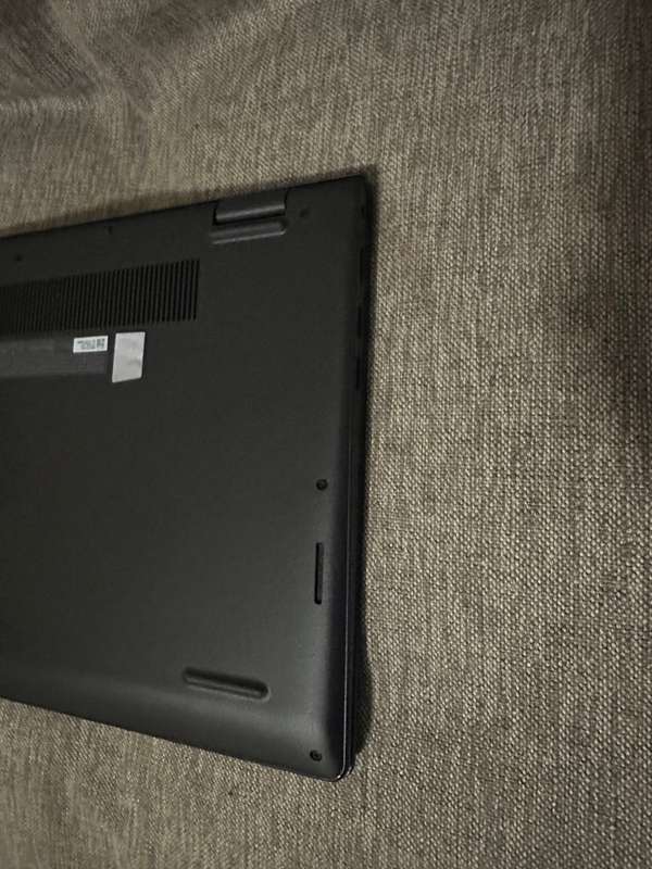 DELL VOSTRO 3520 CORE I5 12TH GEN 15,6 INCH  16GB RAM 256GB SSD MINT DELL WARRANTY
