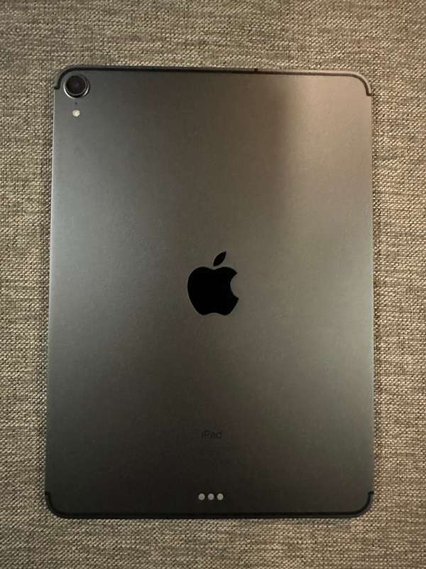 IPAD PRO 1ST GEN WIFI AND LTE 64GB