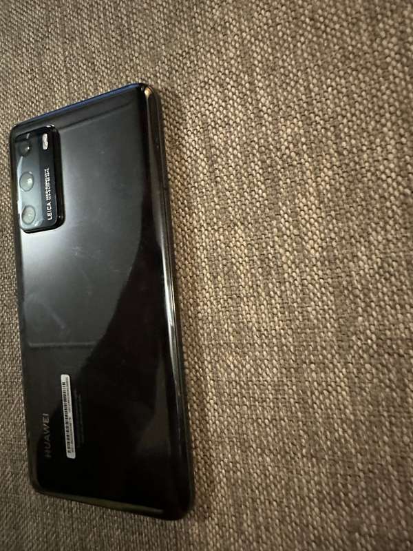 HUAWEI P40 128GB DUAL SIM MINT   CONDITION