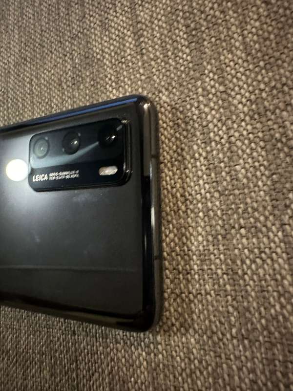 HUAWEI P40 128GB DUAL SIM MINT   CONDITION