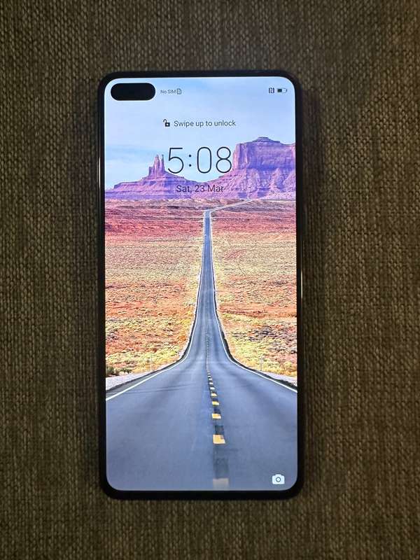 HUAWEI P40 128GB DUAL SIM MINT   CONDITION