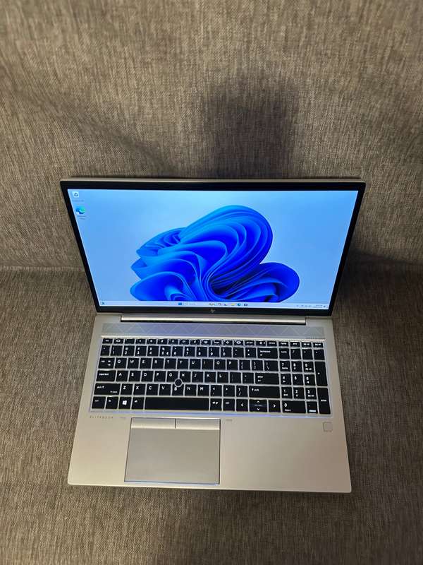 HP ELITEBOOK 850 G7 CORE I7 10TH GEN 16GB RAM 512GBSSD MINT LTE