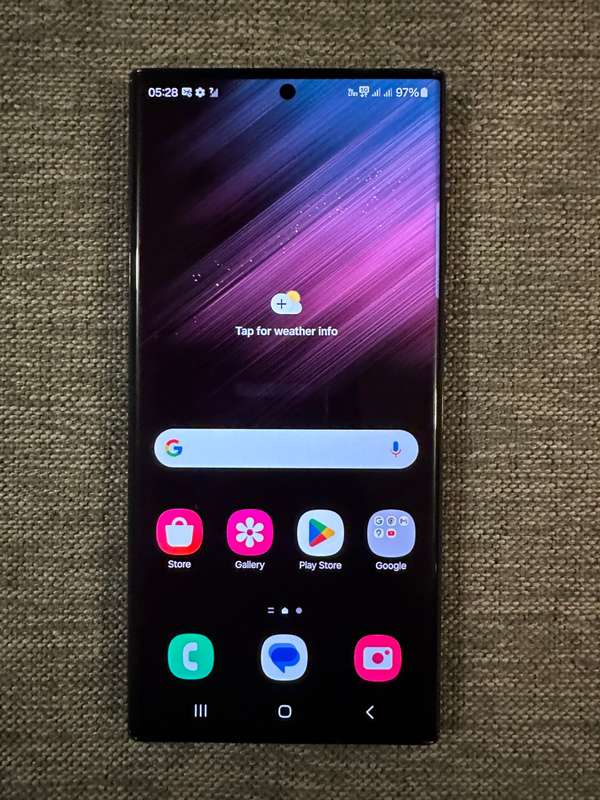 Samsung Galaxy S22 Ultra 5G 12GB Ram 256GB Dual Sim Mint