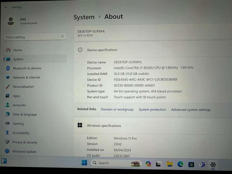 DELL XPS 13 9370 I7 8TH GEN 16gbram 512gbssd  4K ULTRA HD [ 3840 X 2160 ] Touch Screen New Battery