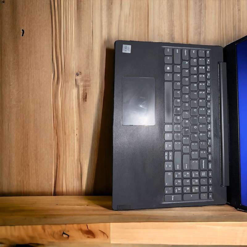 LENOVO V15-IIL CORE I5 10TH GEN 20GB RAM 250GB SSD FHD DISPLAY
