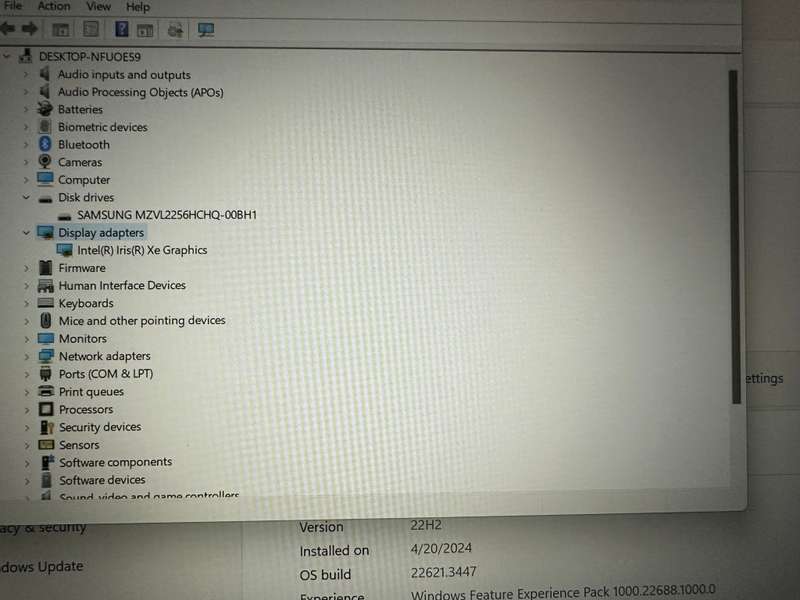 HP EliteBook 840G9, 12th Gen i5 V PRO   16GB RAM, 256GB  SS Iris Xe Graphics LTE New Condition